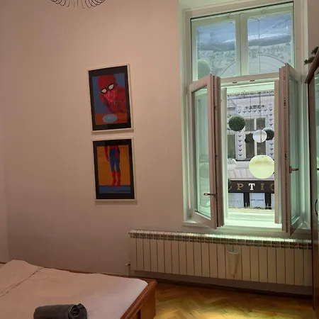 Old Town Grand Self Check-in Apartment Bucharest